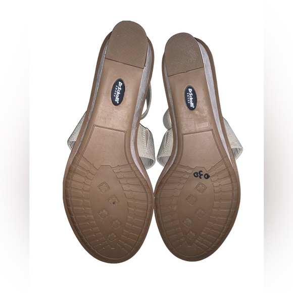 -SOLD-New Dr. Scholl's Women's Genuinely Wedge Sandal Stone color Size 10M - Picture 8 of 10